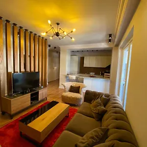 Mel's Place , Tirana Albania